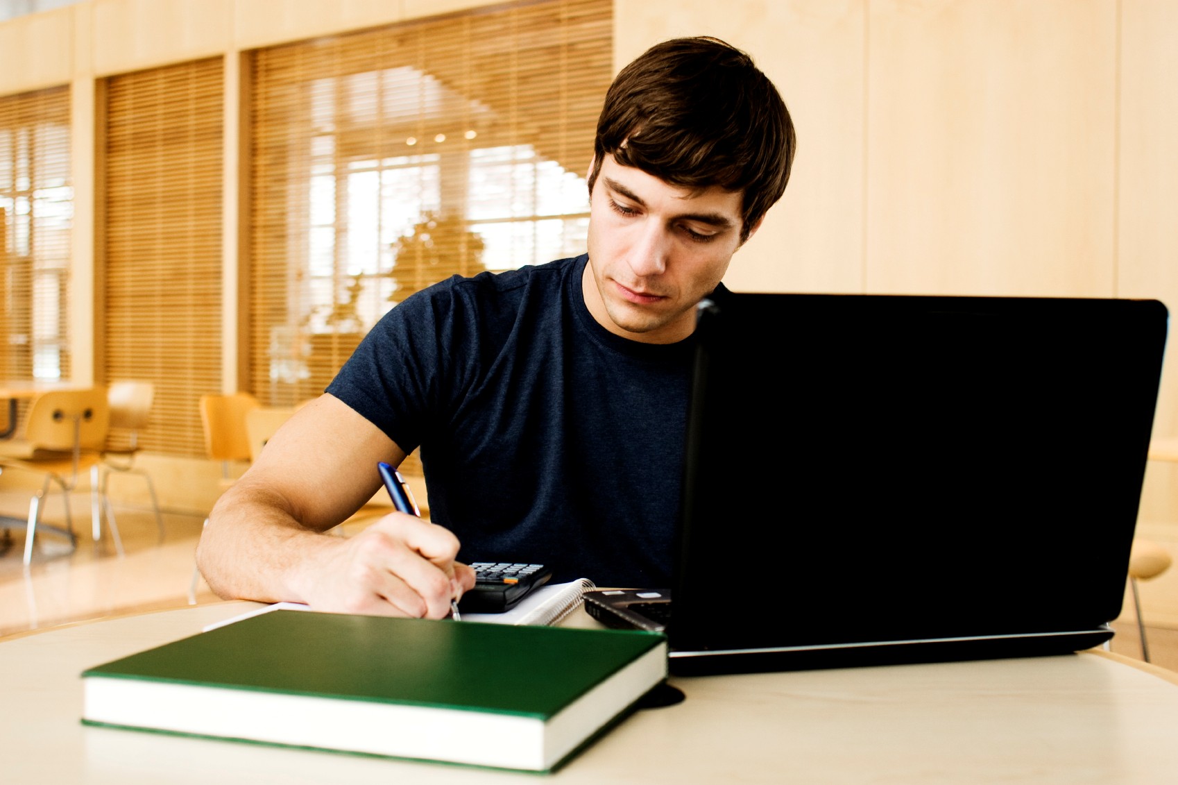 college application essay assistance